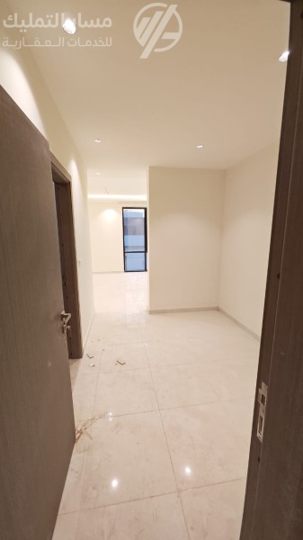 Photo by Daniel J. Schwarz